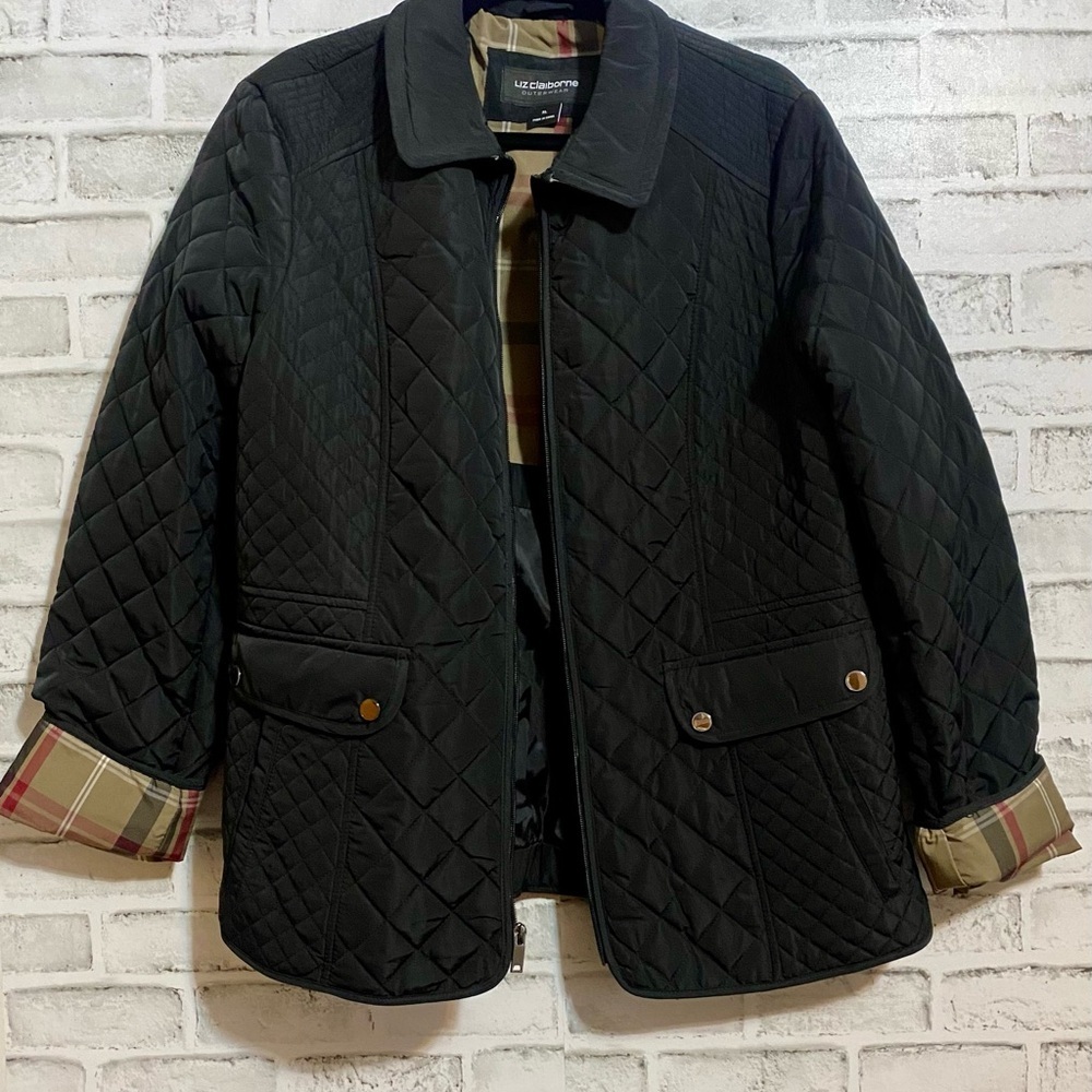 NWT Liz Claiborne Black Quilted Jacket with Plaid Lining - Picture 3 of 7